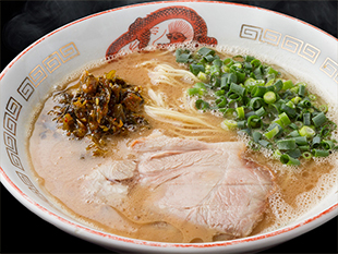 横浜家系ラーメン　作田家 暴君極豚骨（替え玉・辛子高菜付）