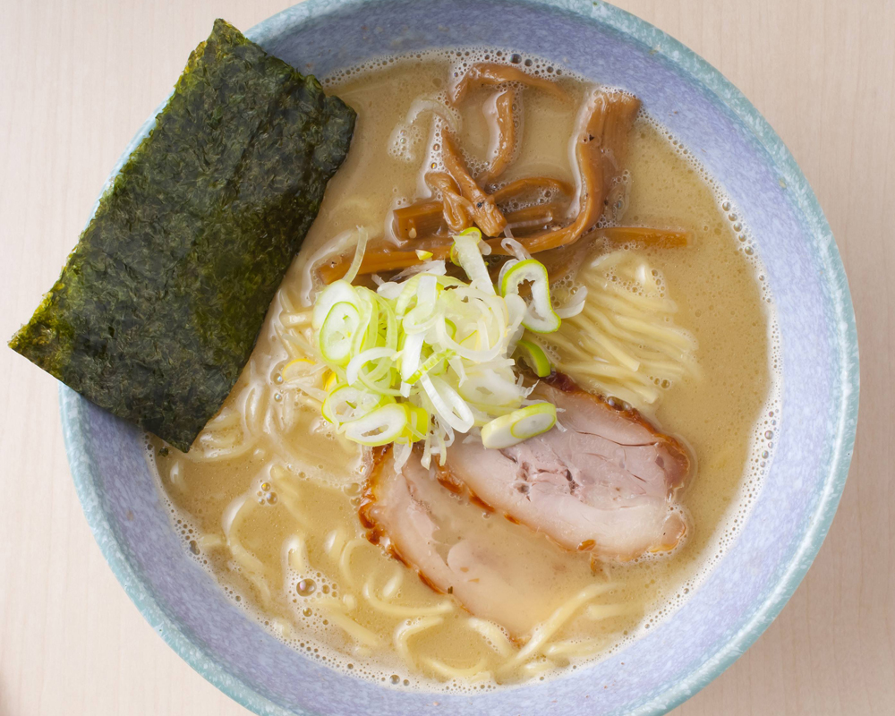 信州鶏白湯ラーメン