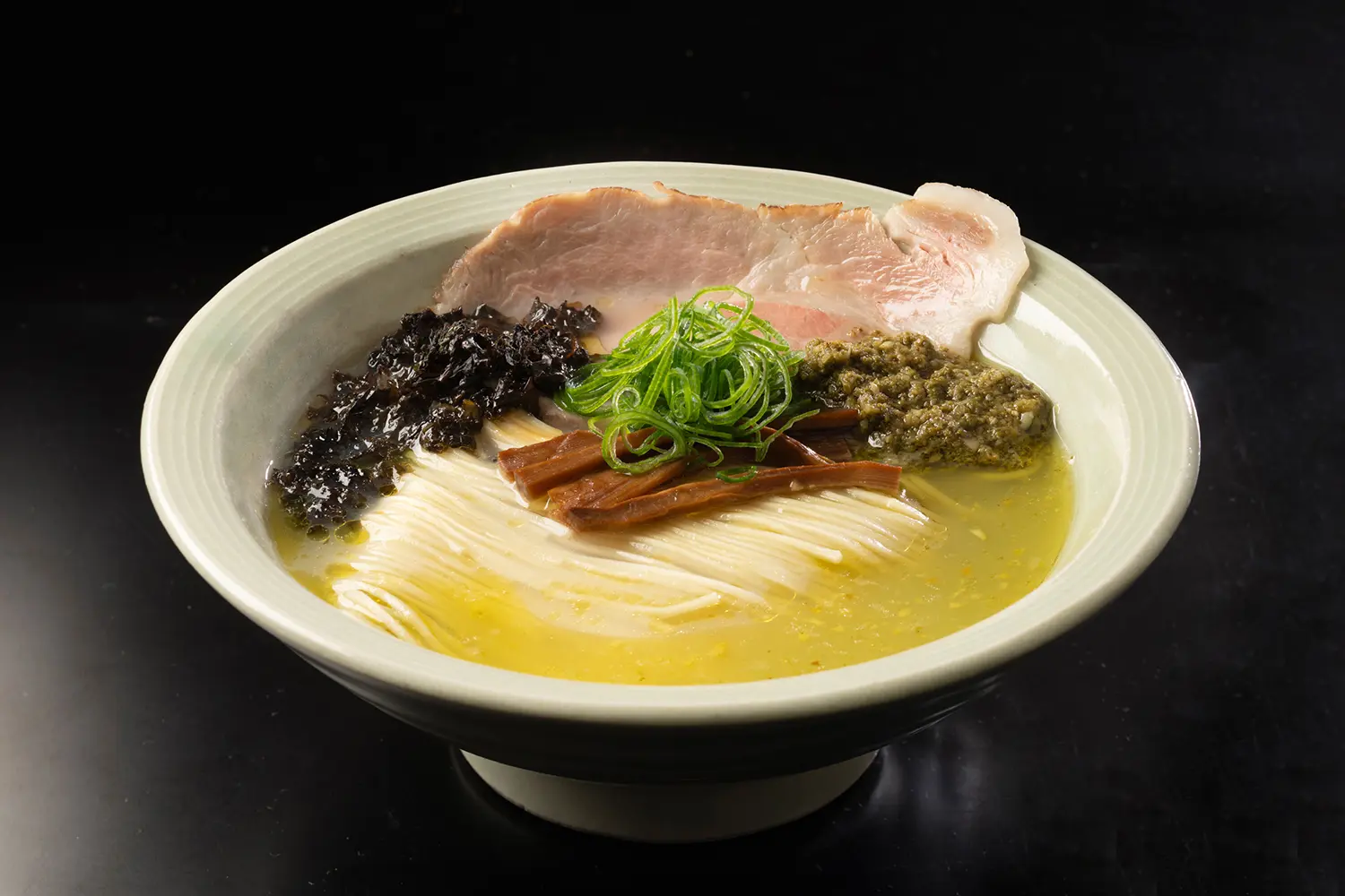 むかん「牡蠣塩ラーメン」