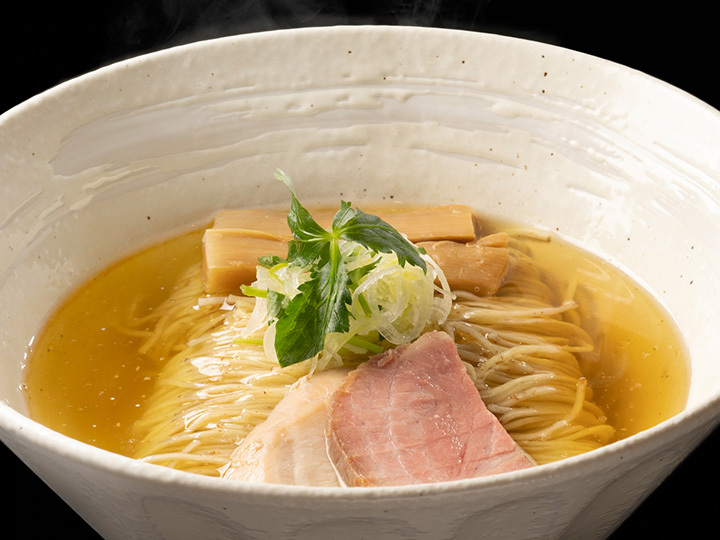 麺屋 彩音 ~sign~ 淡麗芳醇塩ラーメン
