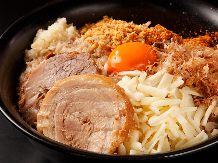 麺屋桐龍の二郎インスパイア汁なしをネット通販で | 宅麺.com
