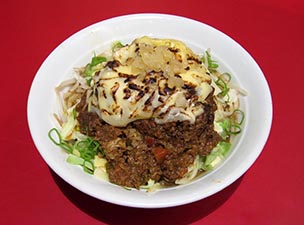 ガツ盛焦がしチーズカレー